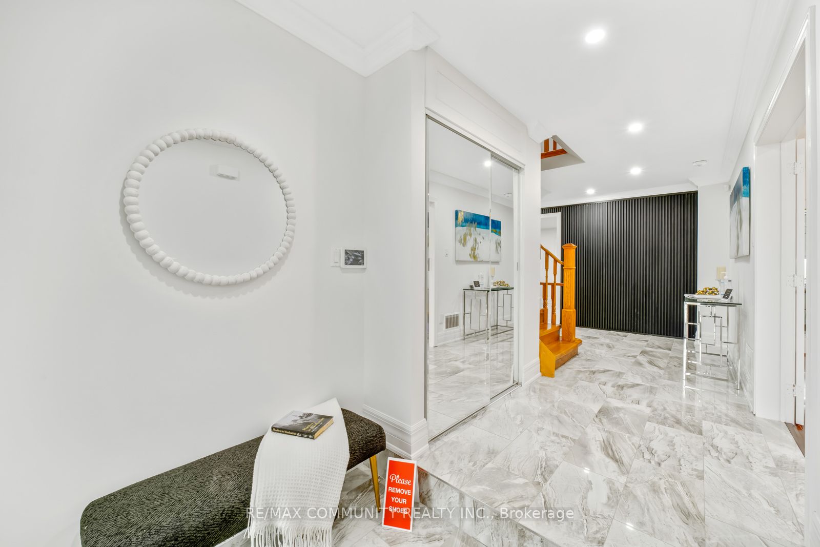 12 William Davidson St