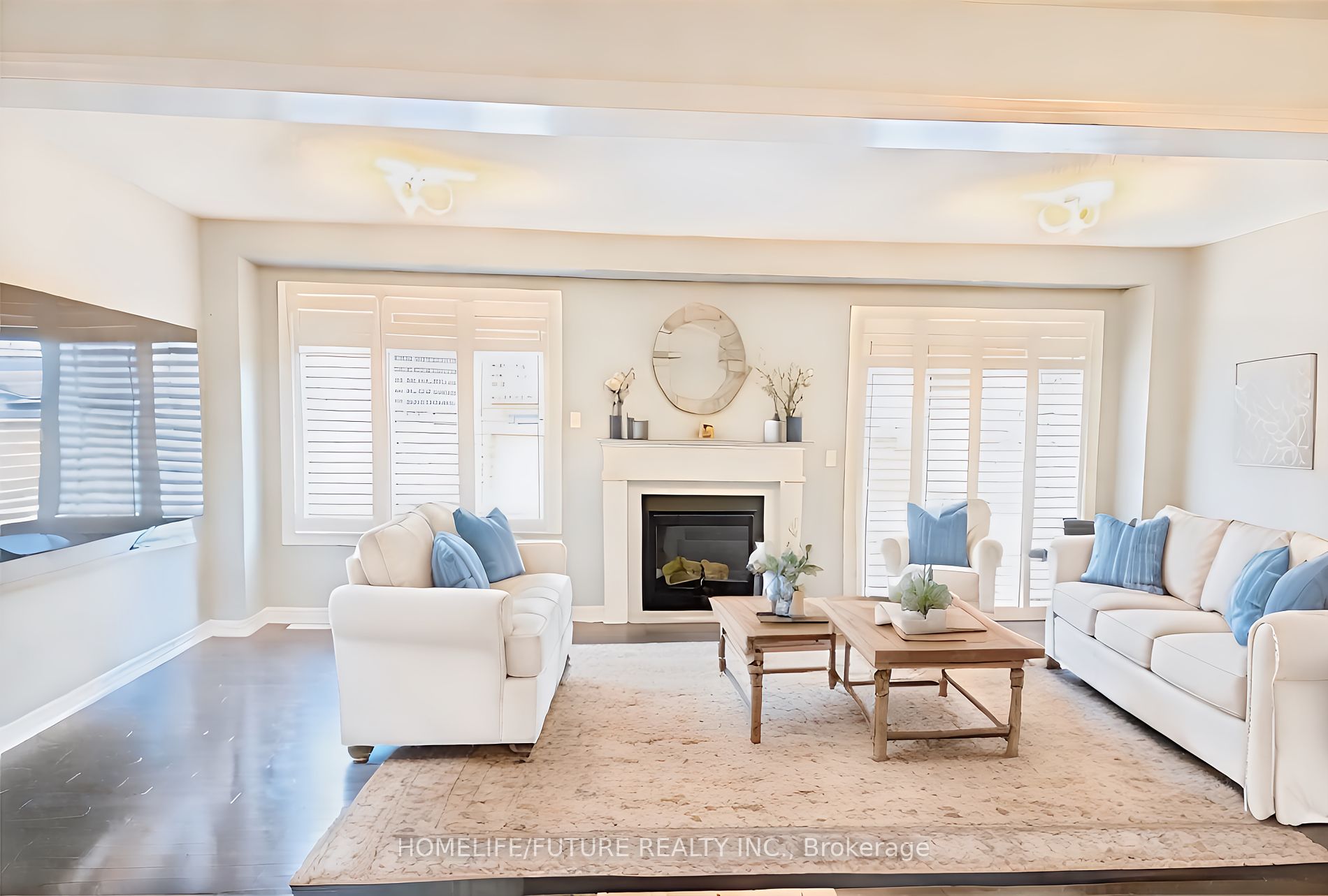 2426 Hibiscus Dr