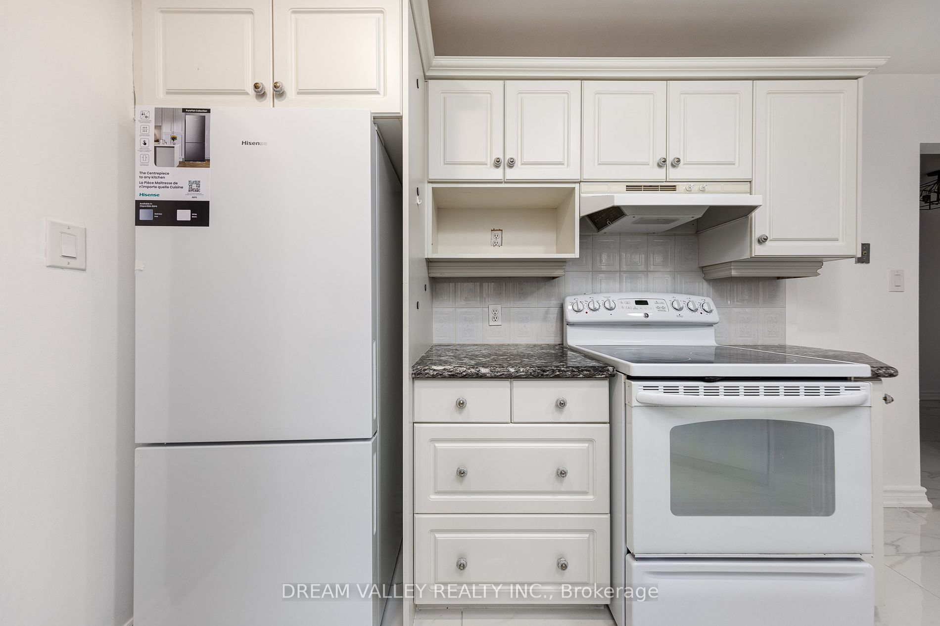 27A St Quentin Ave