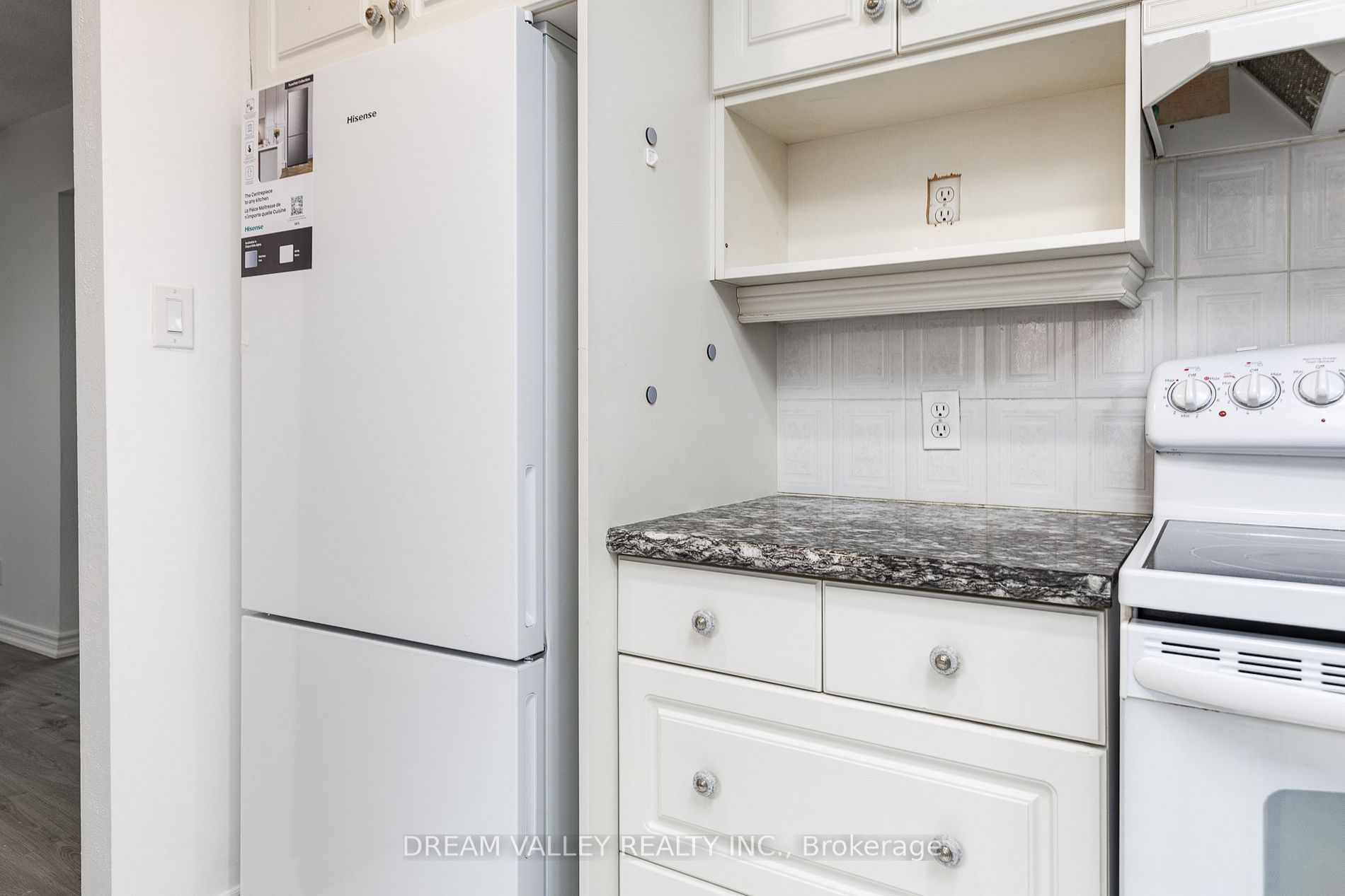 27A St Quentin Ave