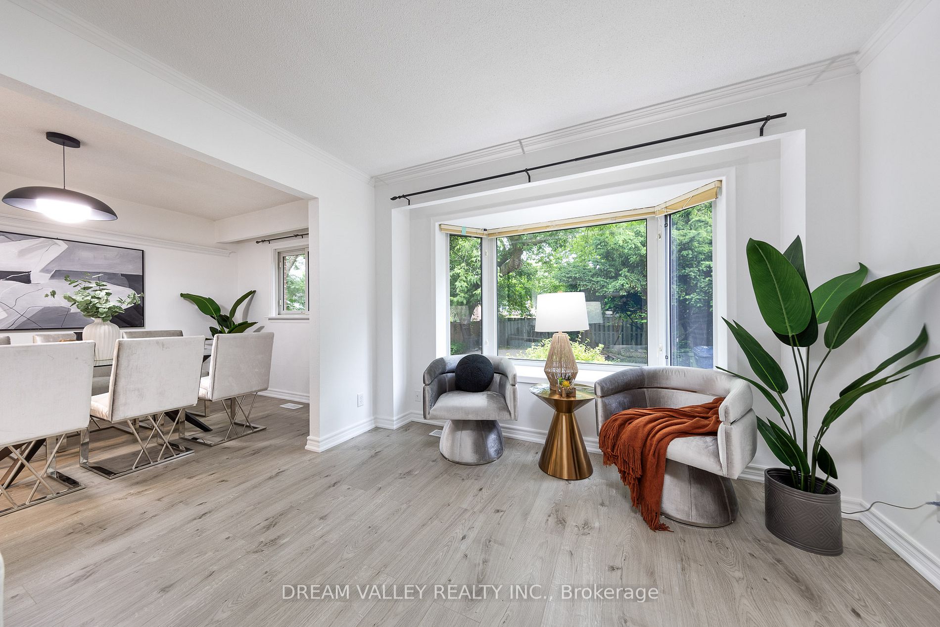 27A St Quentin Ave