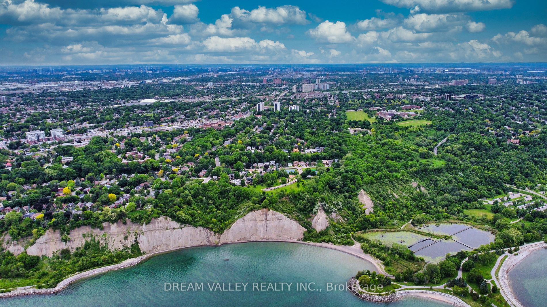 27A St Quentin Ave