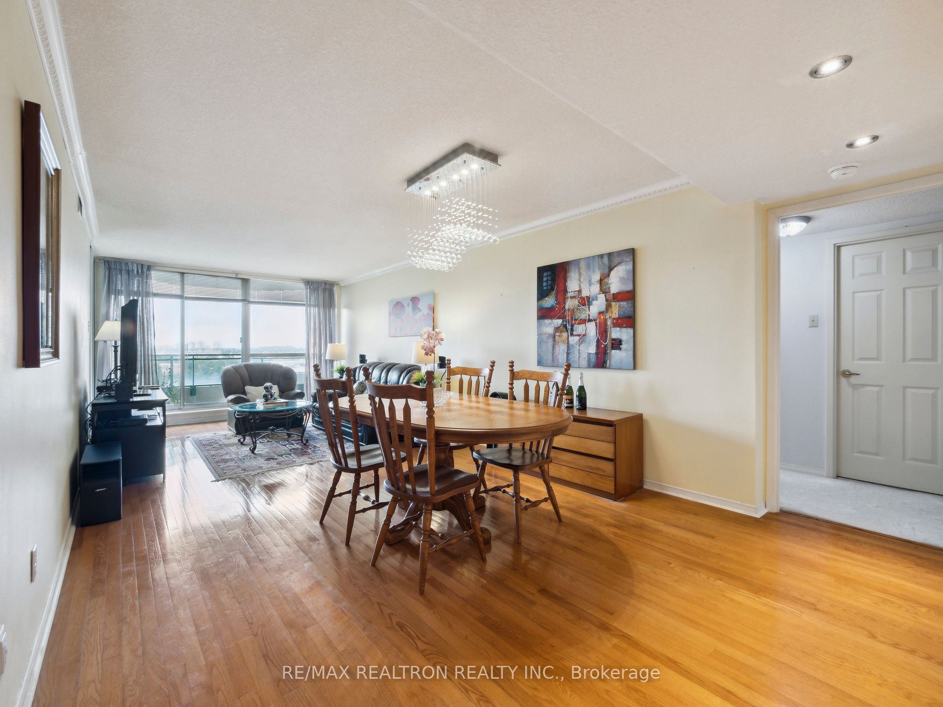 4727 Sheppard Ave E, #1007