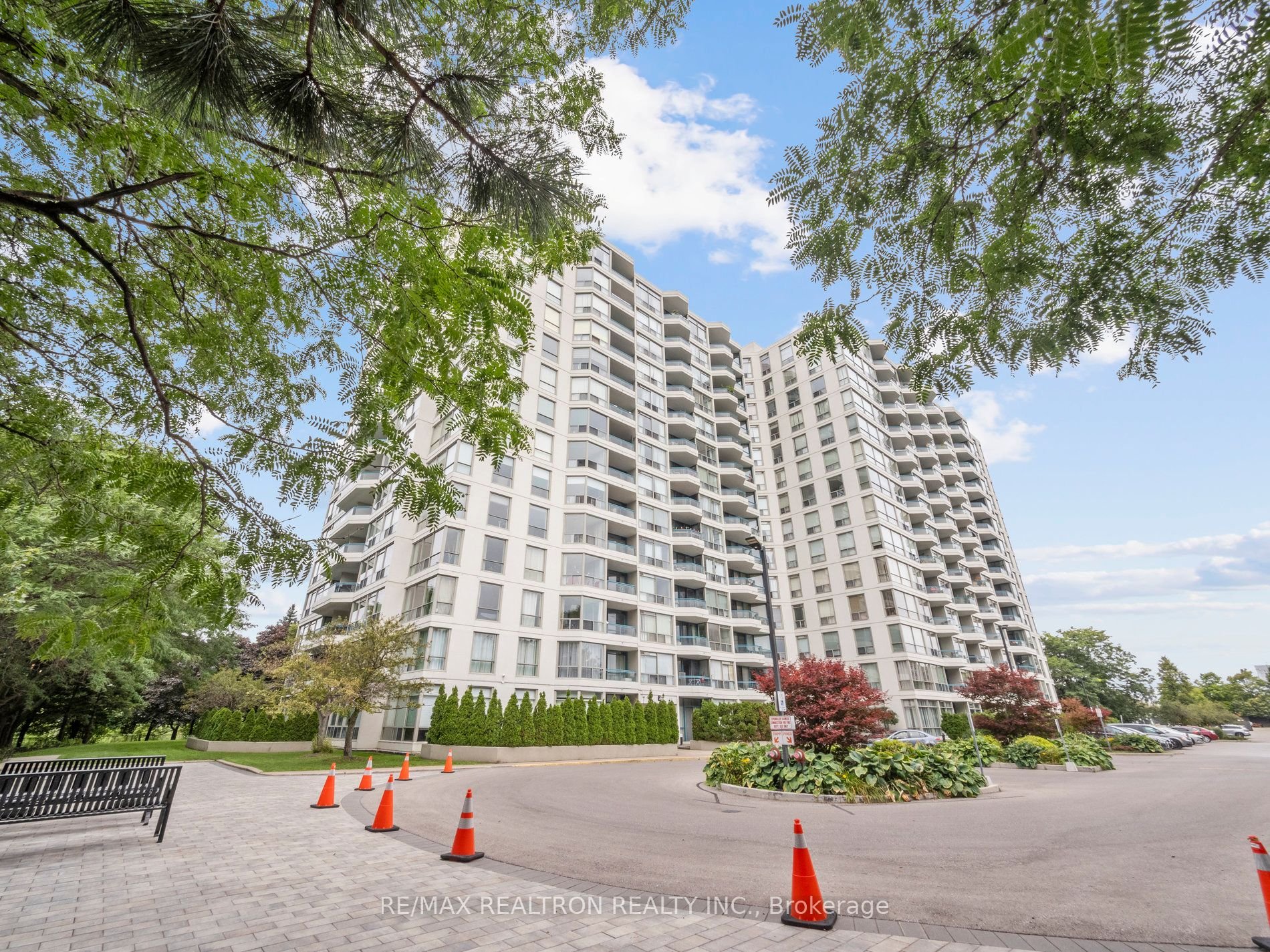 4727 Sheppard Ave E, #1007