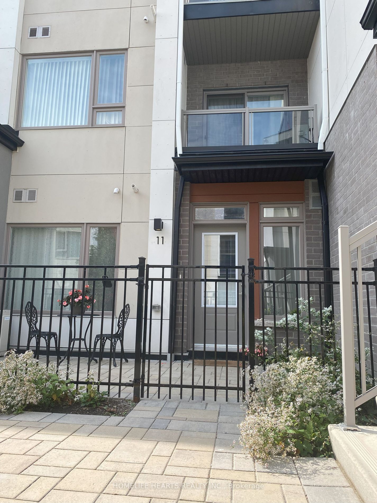60 Orchid Place Dr, #11