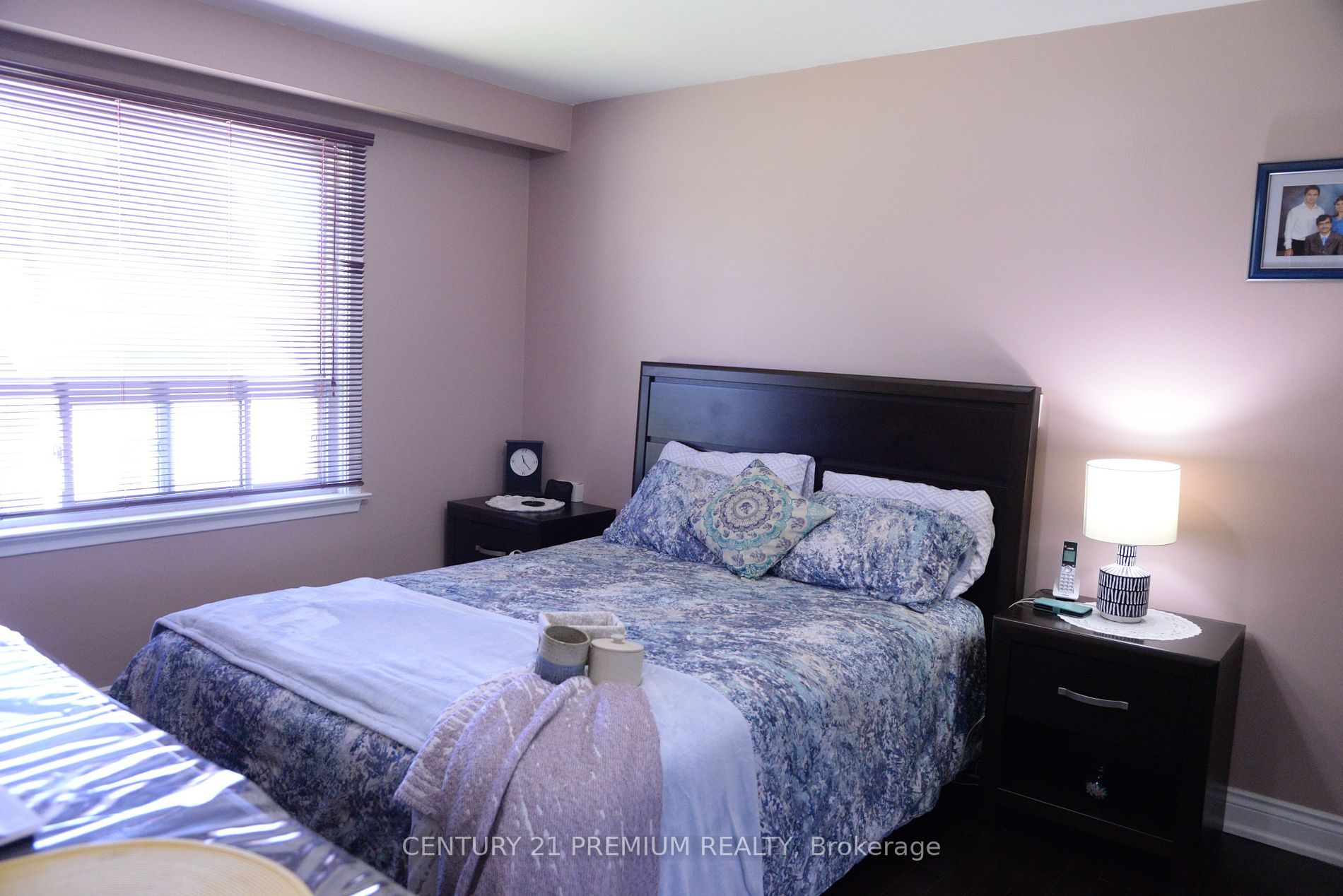 32 Hoshlega Dr, #Main Fl