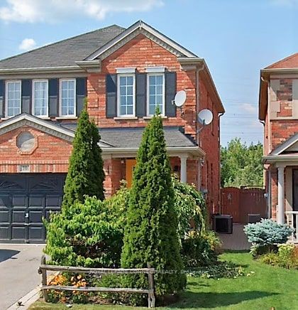 10 Atherton Ave