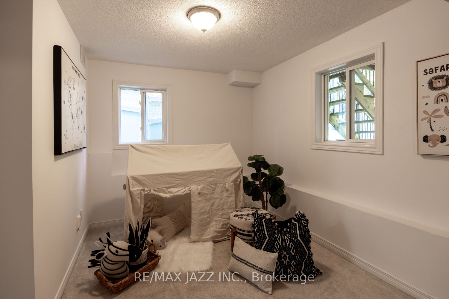 20 Milligan St