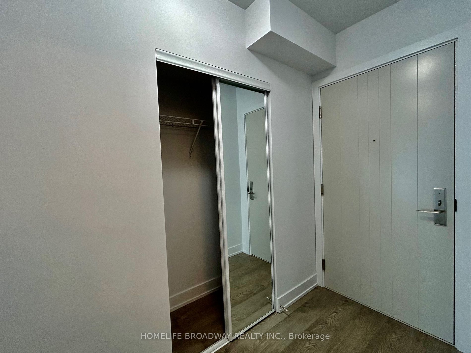 2550 Simcoe St, #2415