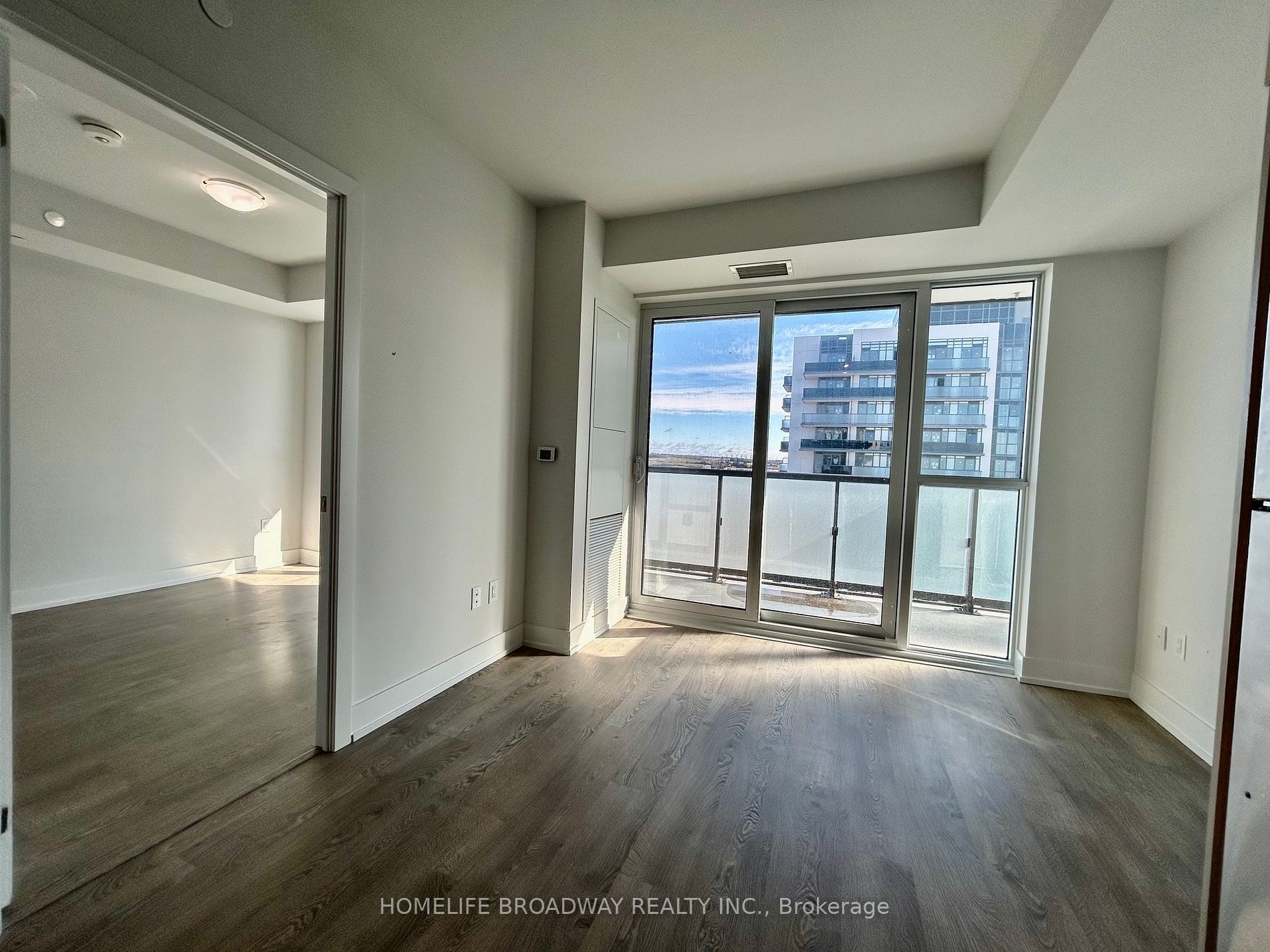 2550 Simcoe St, #2415