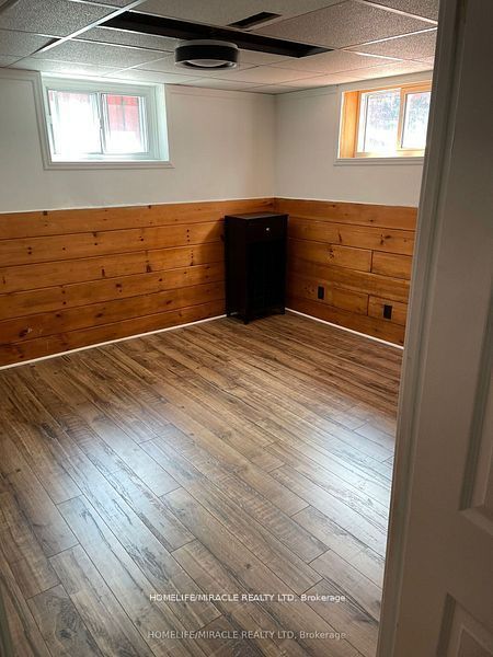 14 frey Cres