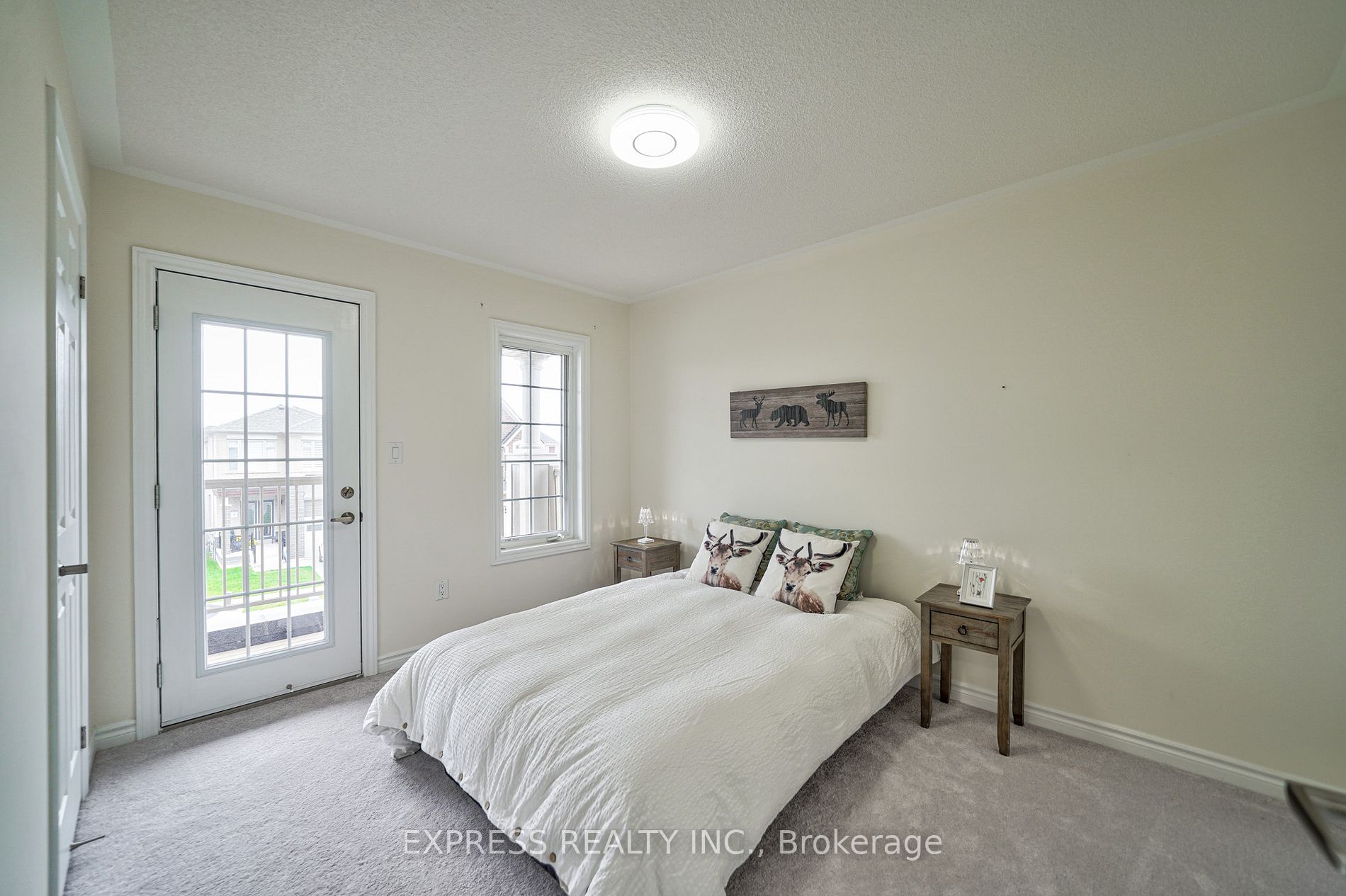 6 Morley Cres