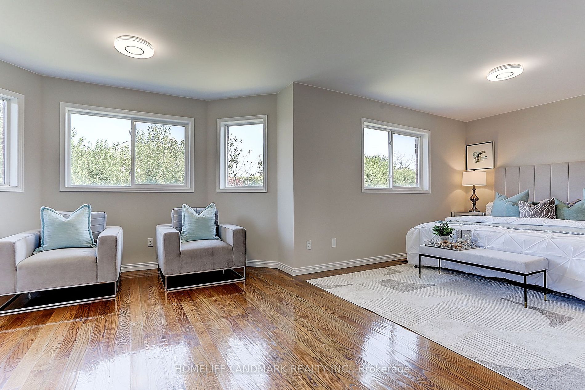 25 Mac Carl Cres