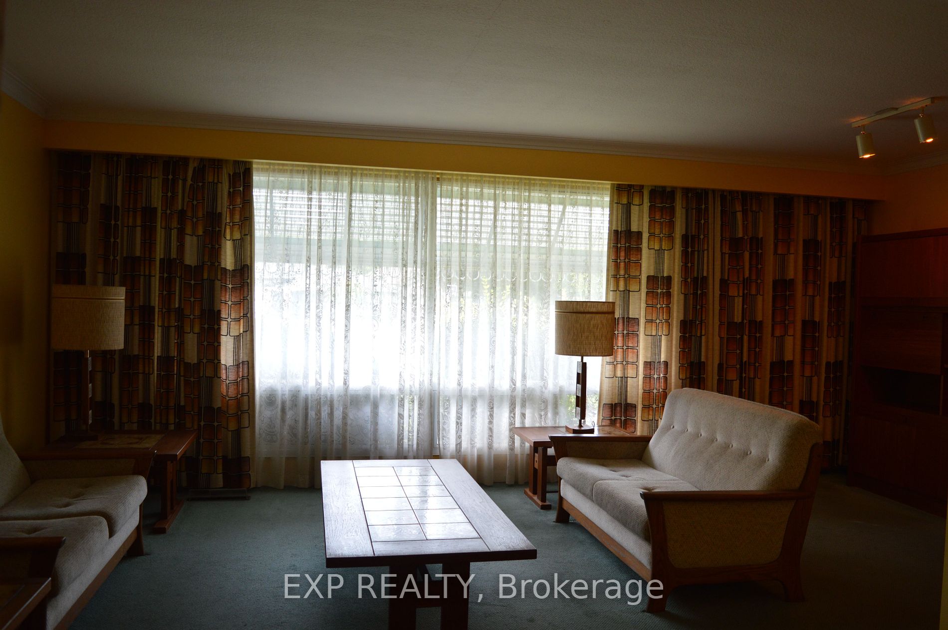 58 Flintridge Road