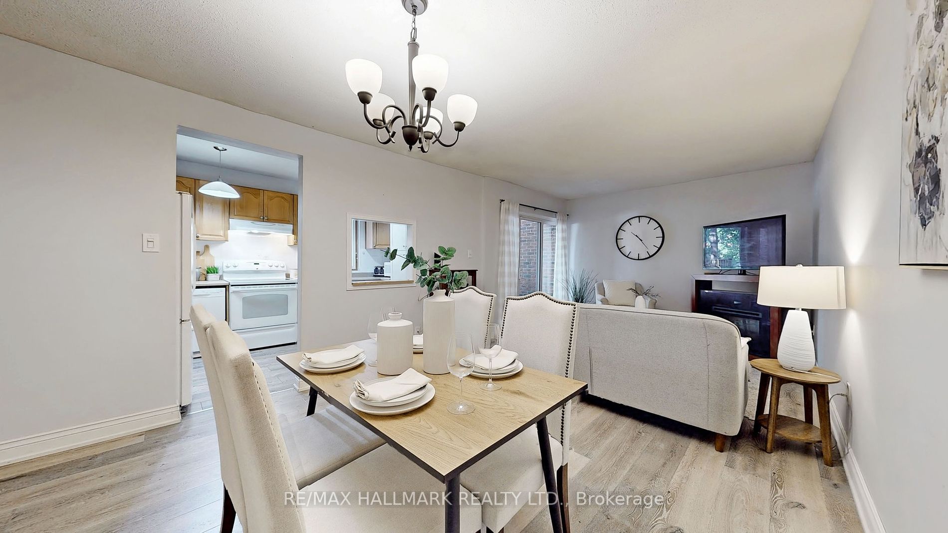 101 Dovedale Dr, #27