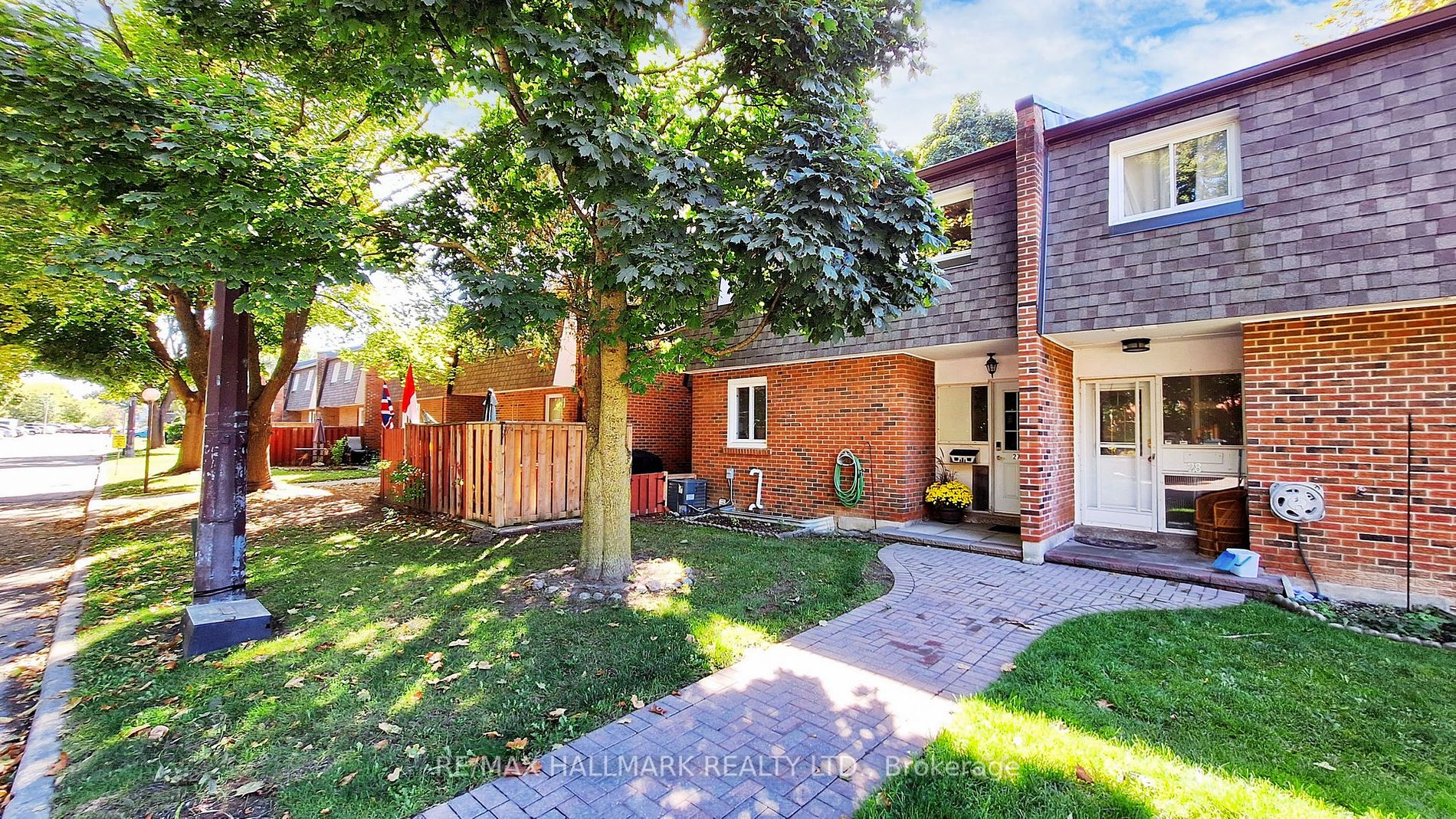 101 Dovedale Dr, #27