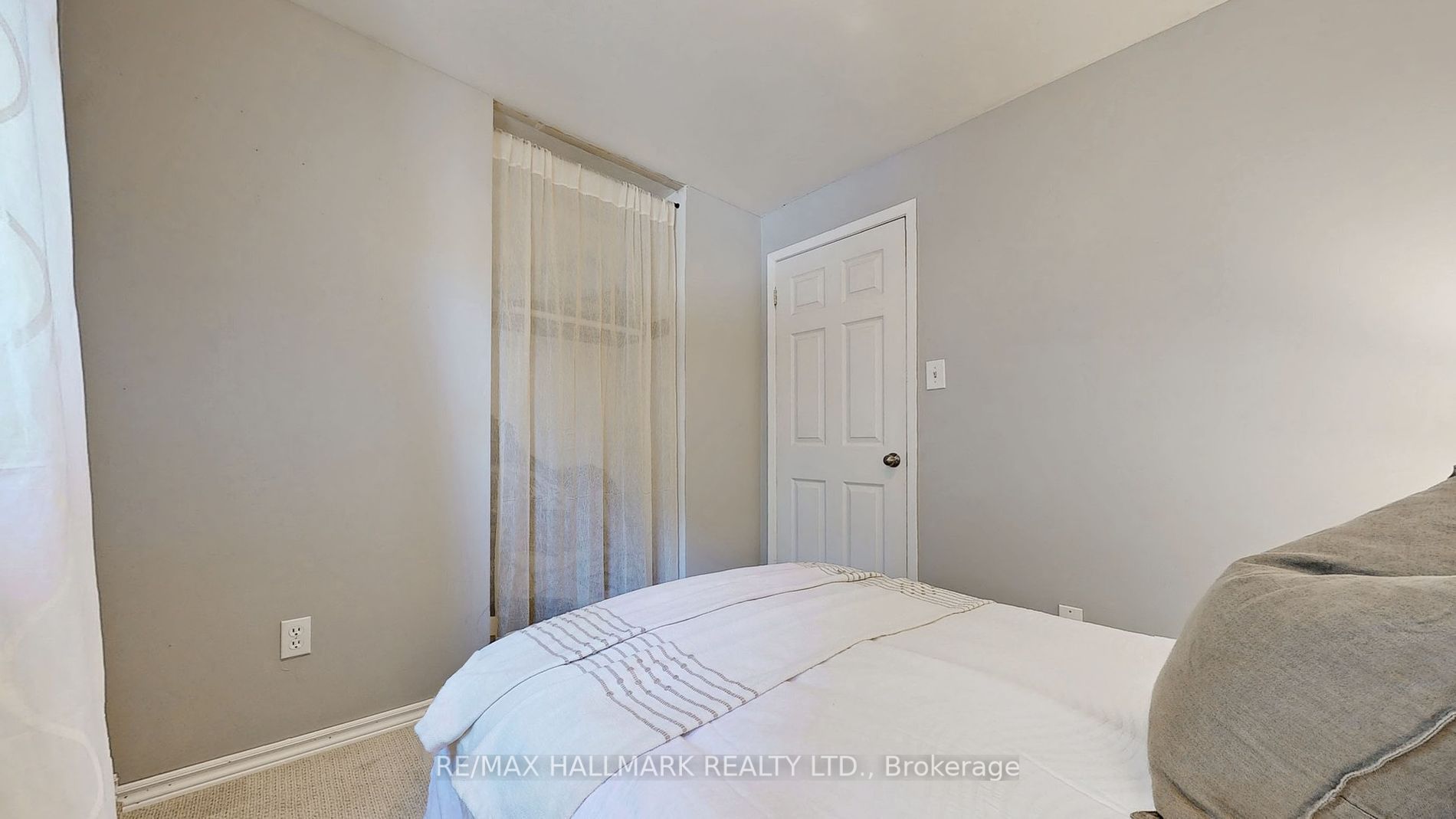 101 Dovedale Dr, #27