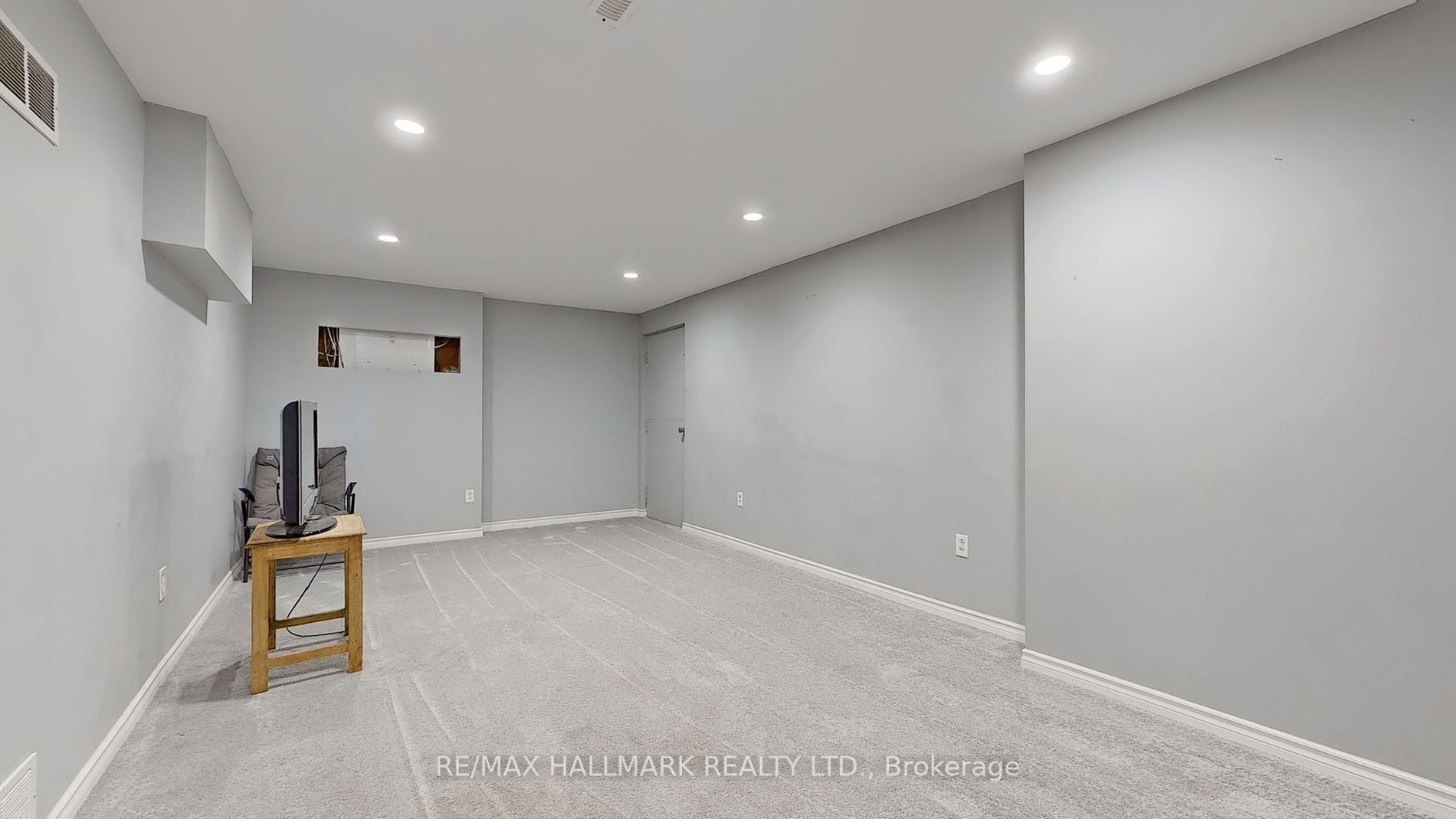 101 Dovedale Dr, #27