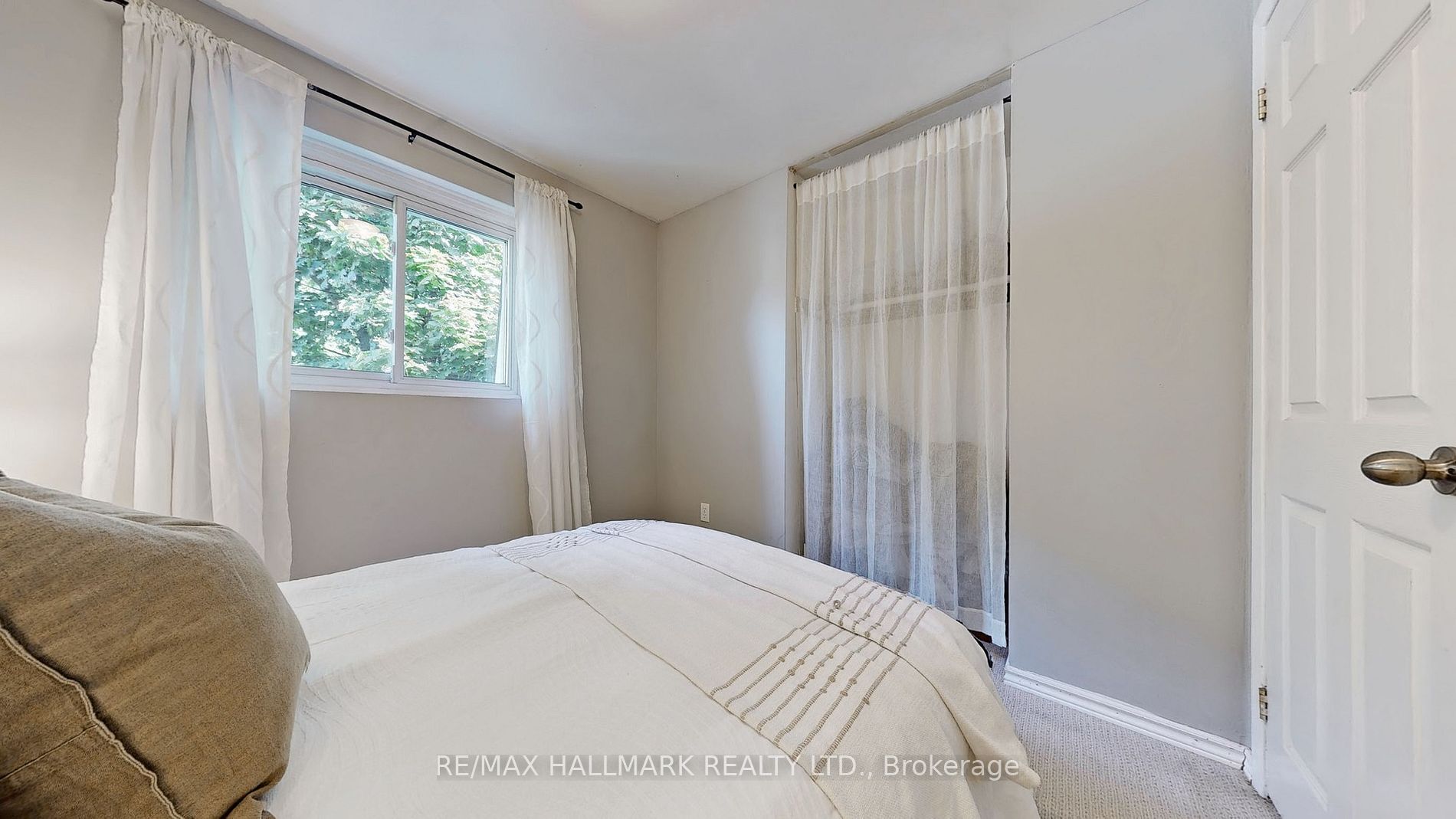 101 Dovedale Dr, #27