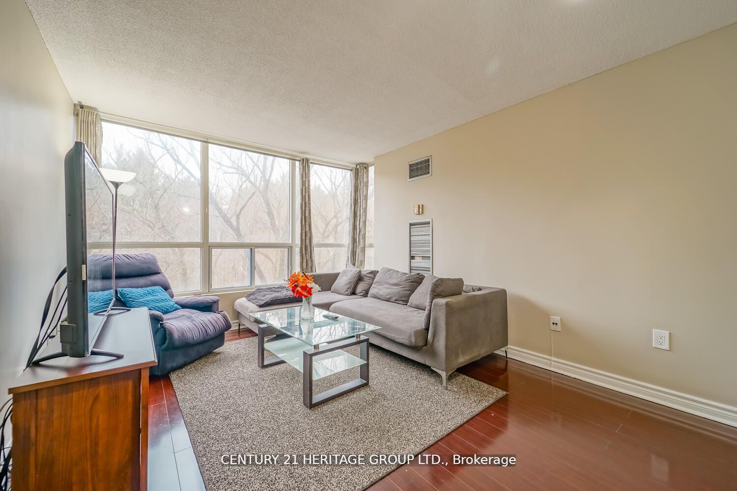 3050 Ellesmere Rd, #311