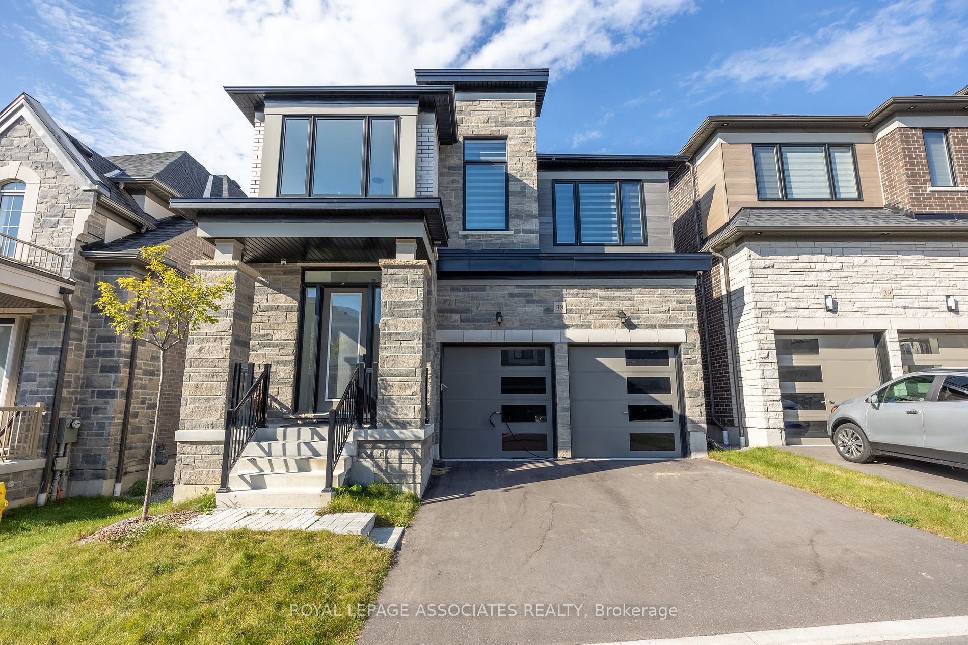 400 Finch Ave, #38