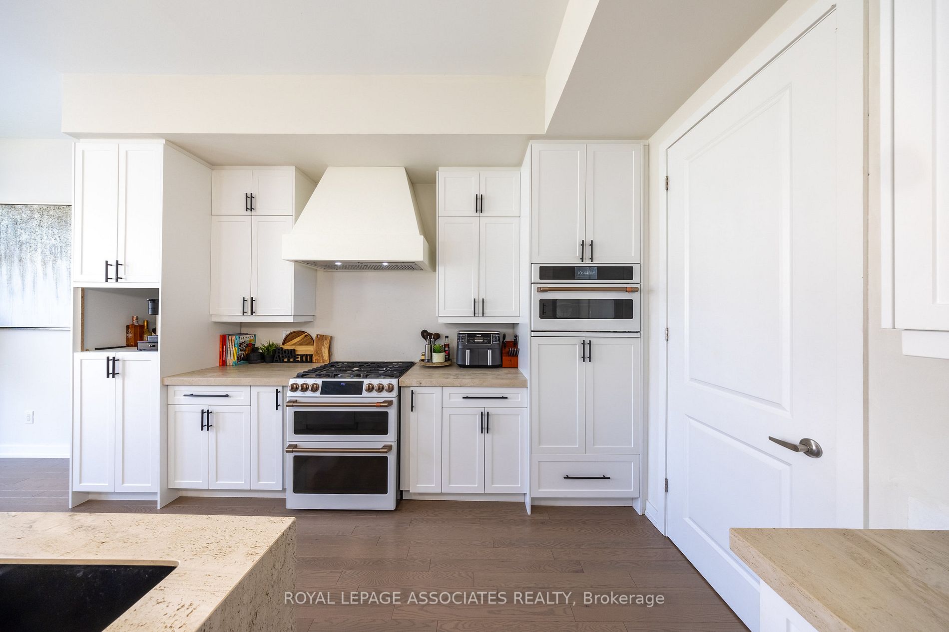 400 Finch Ave, #38