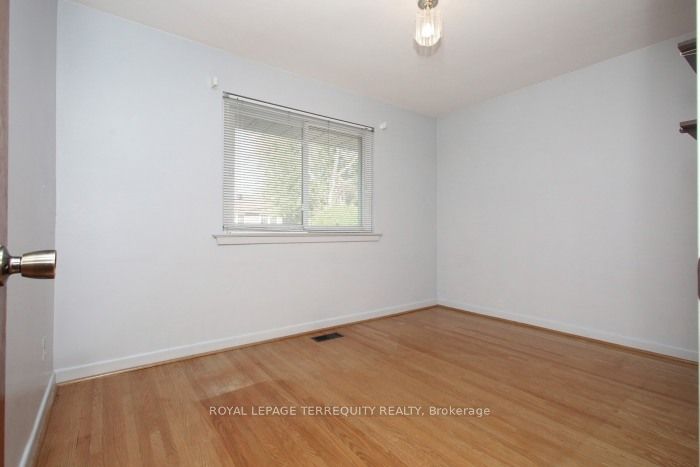 4 Amethyst Road