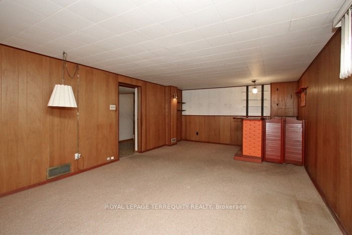 4 Amethyst Road