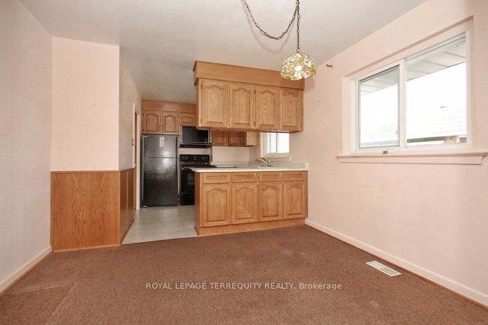 4 Amethyst Road