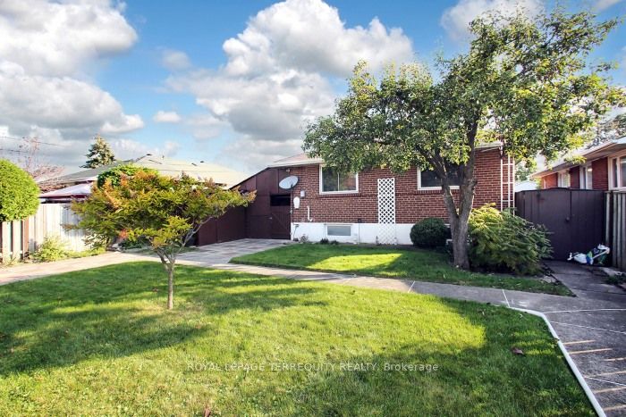 4 Amethyst Road