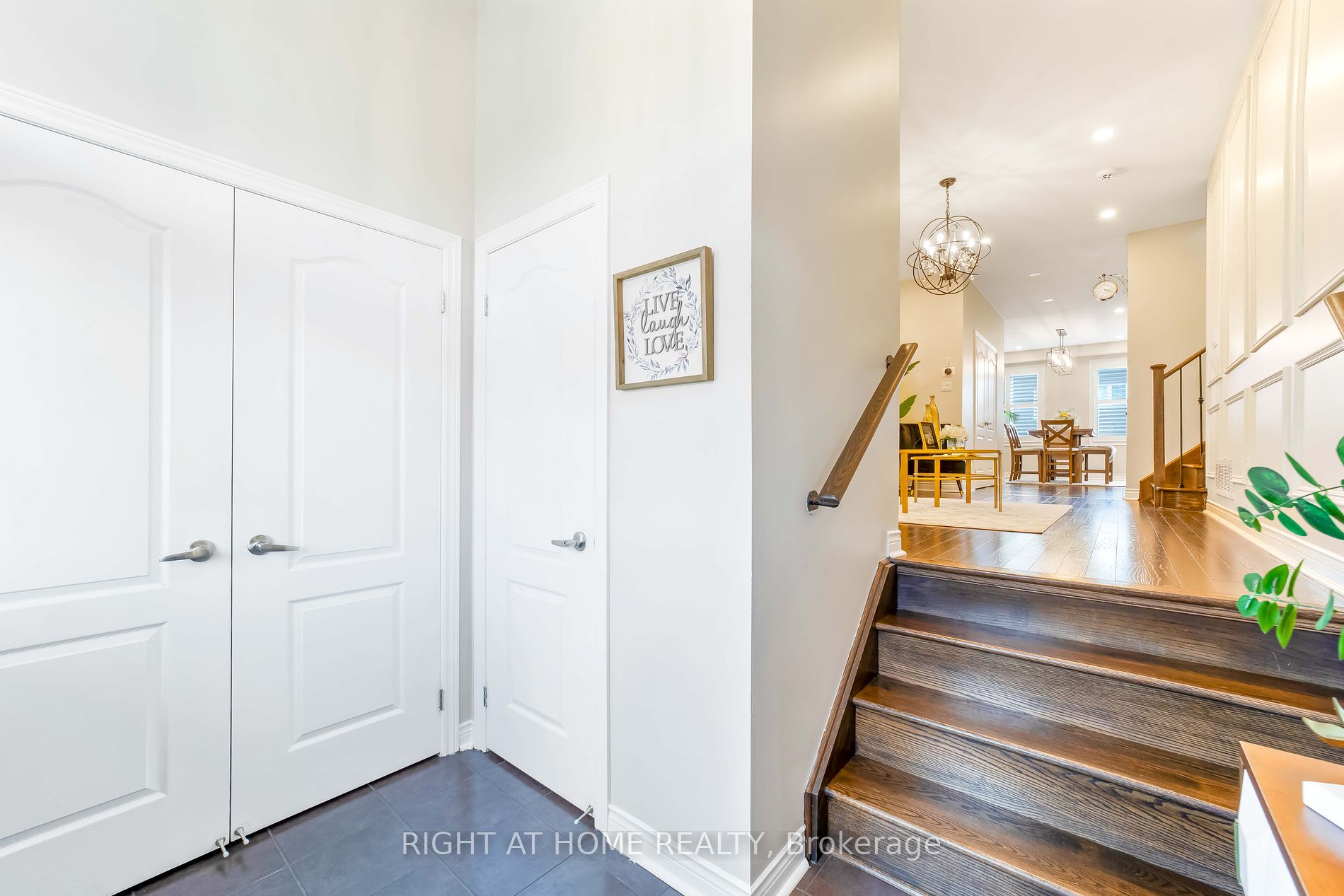 65 KEITH WRIGHT Crescent