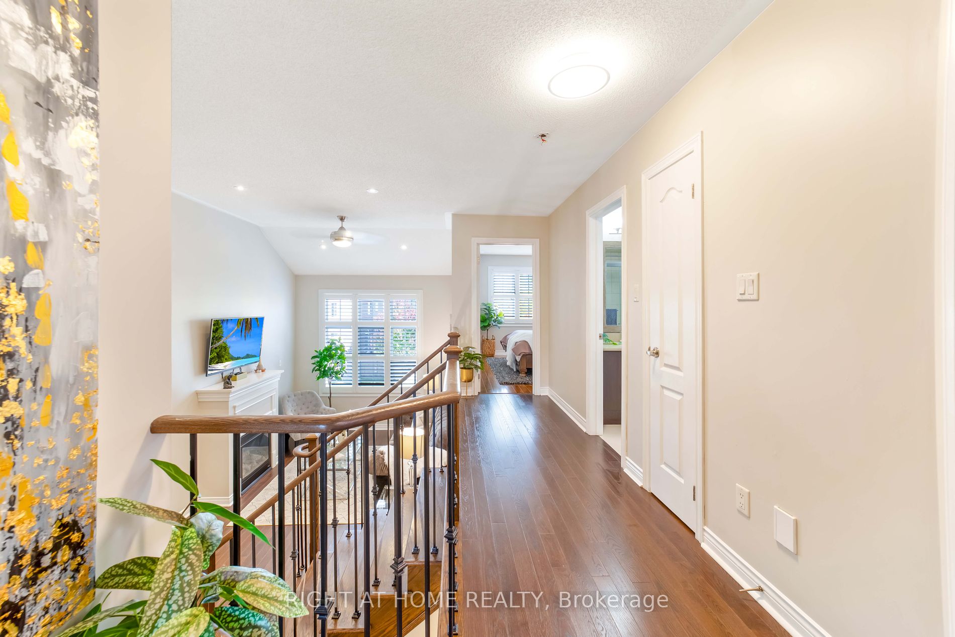 65 KEITH WRIGHT Crescent