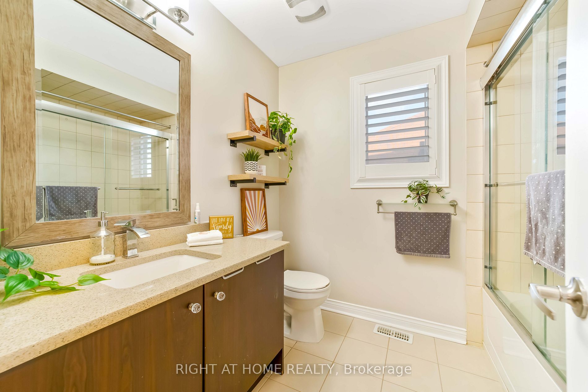 65 KEITH WRIGHT Crescent