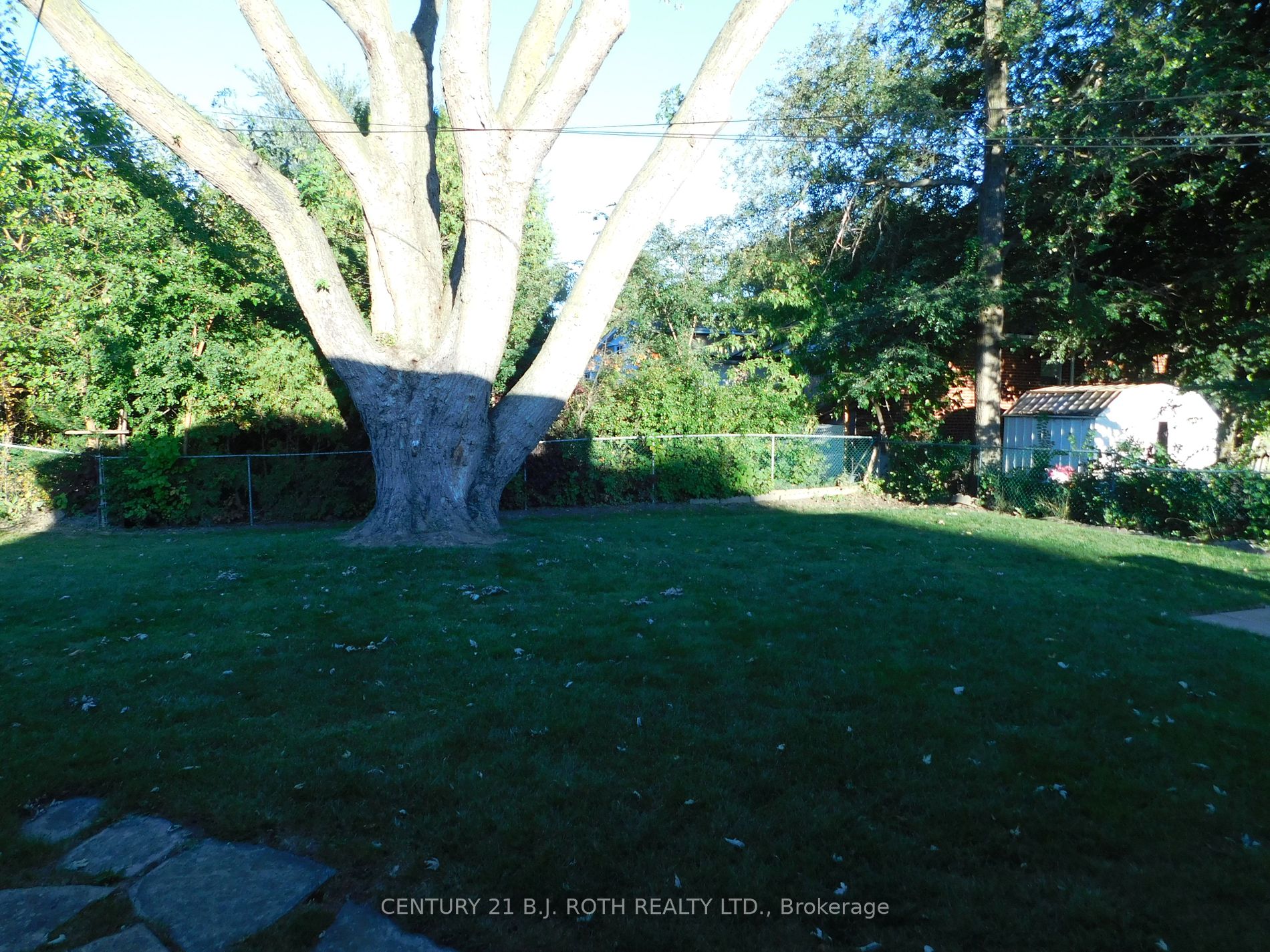 15 Ben Stanton Blvd