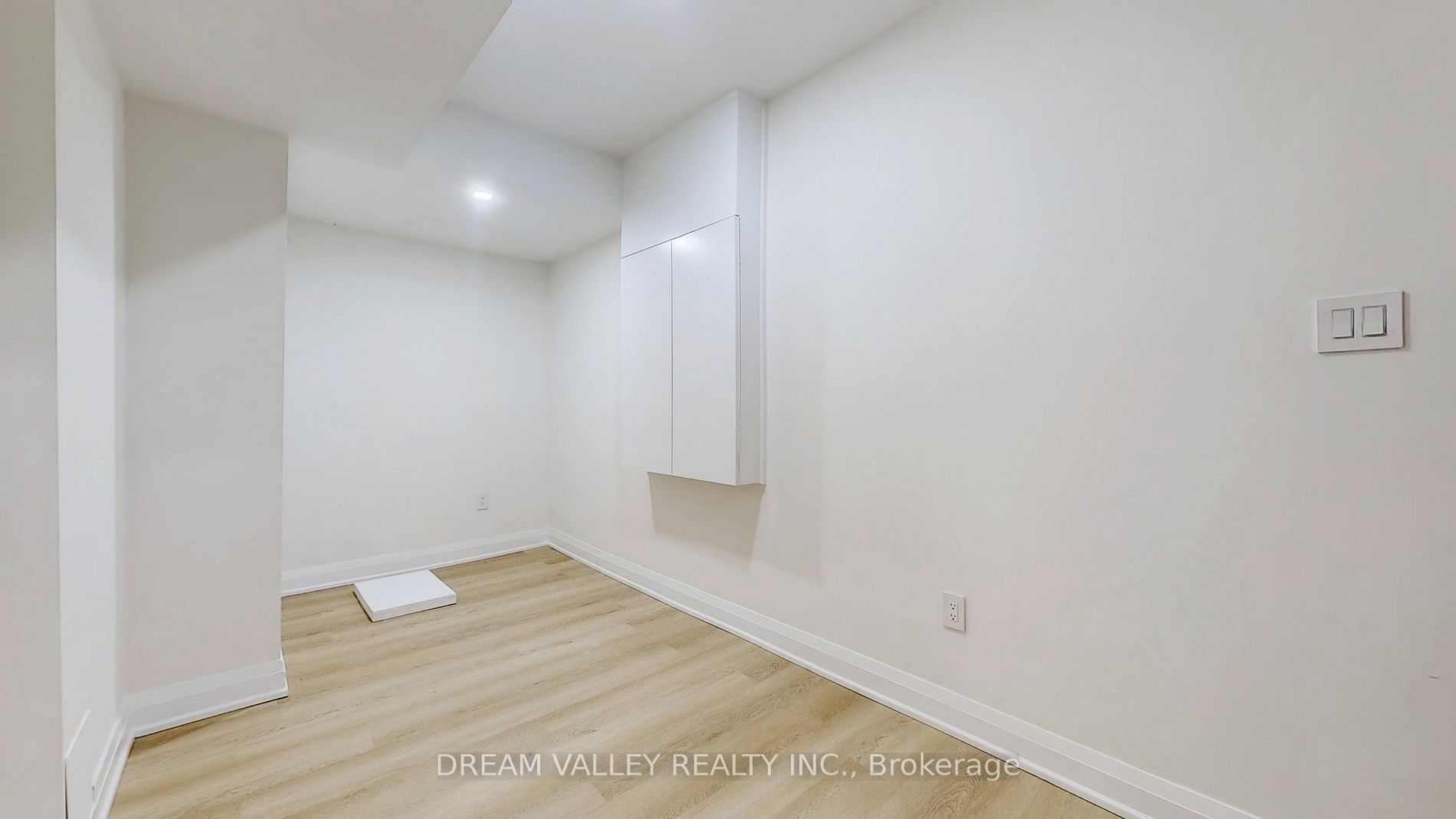 109B Heale Ave