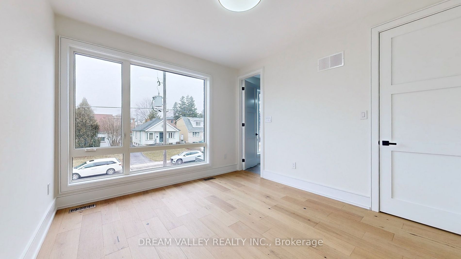 109B Heale Ave