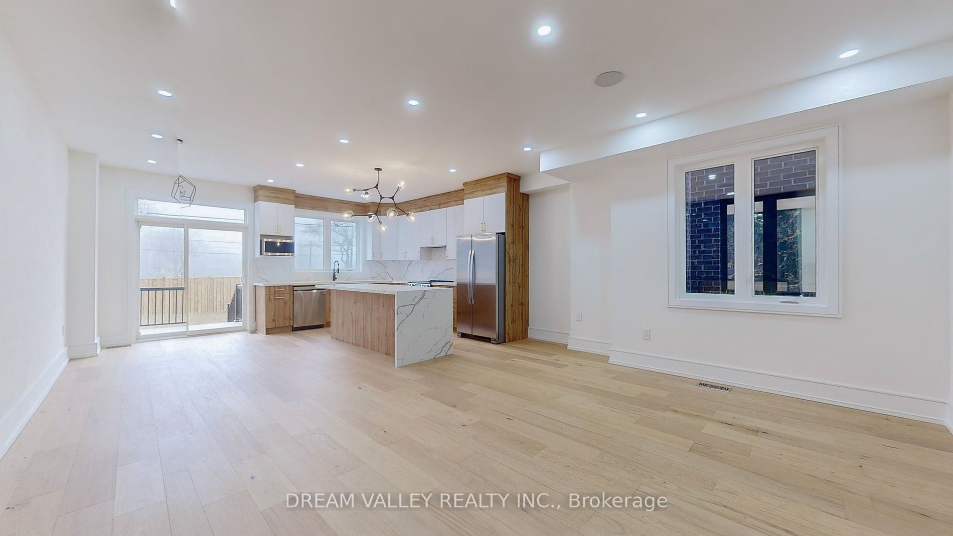 109B Heale Ave