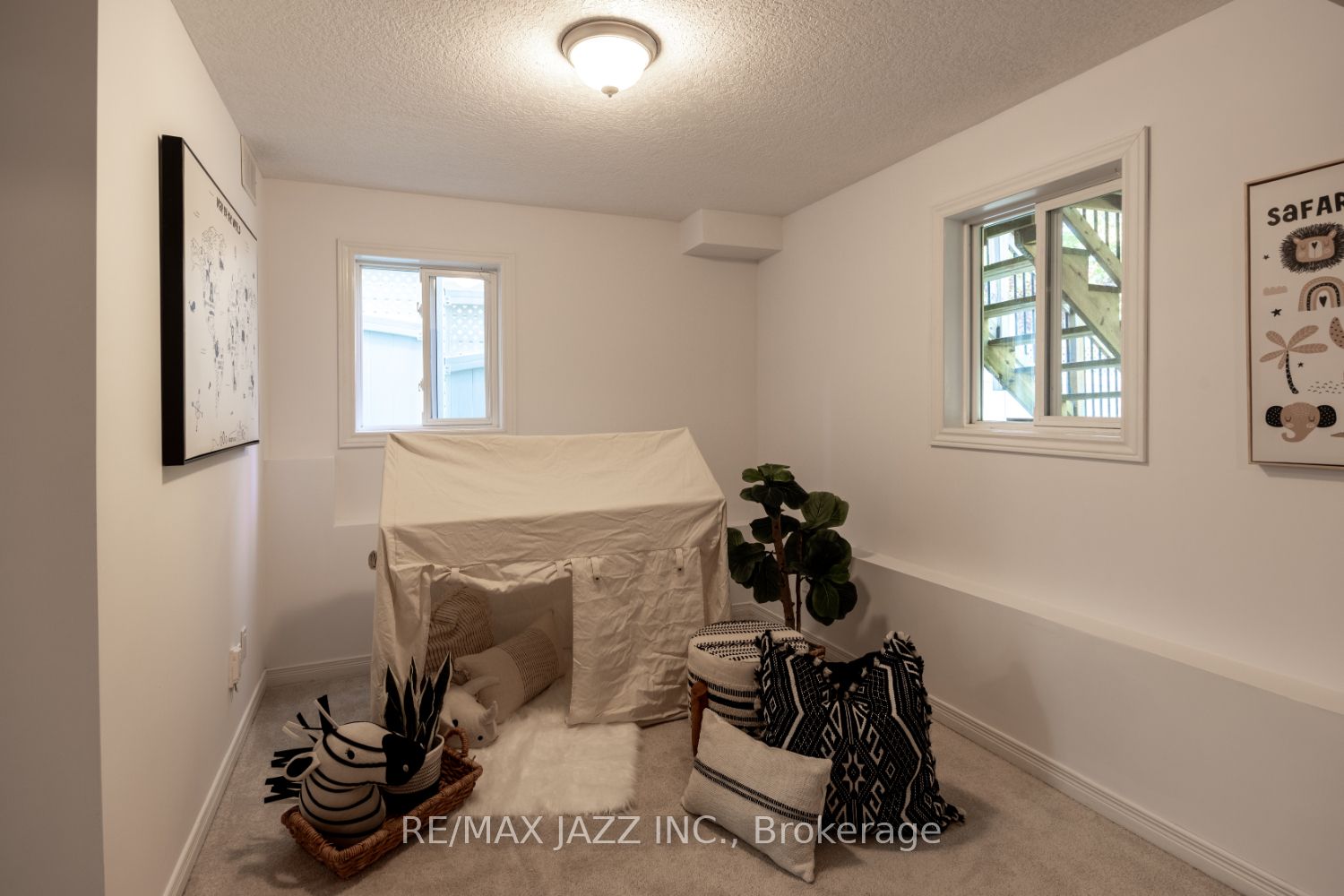 20 Milligan St