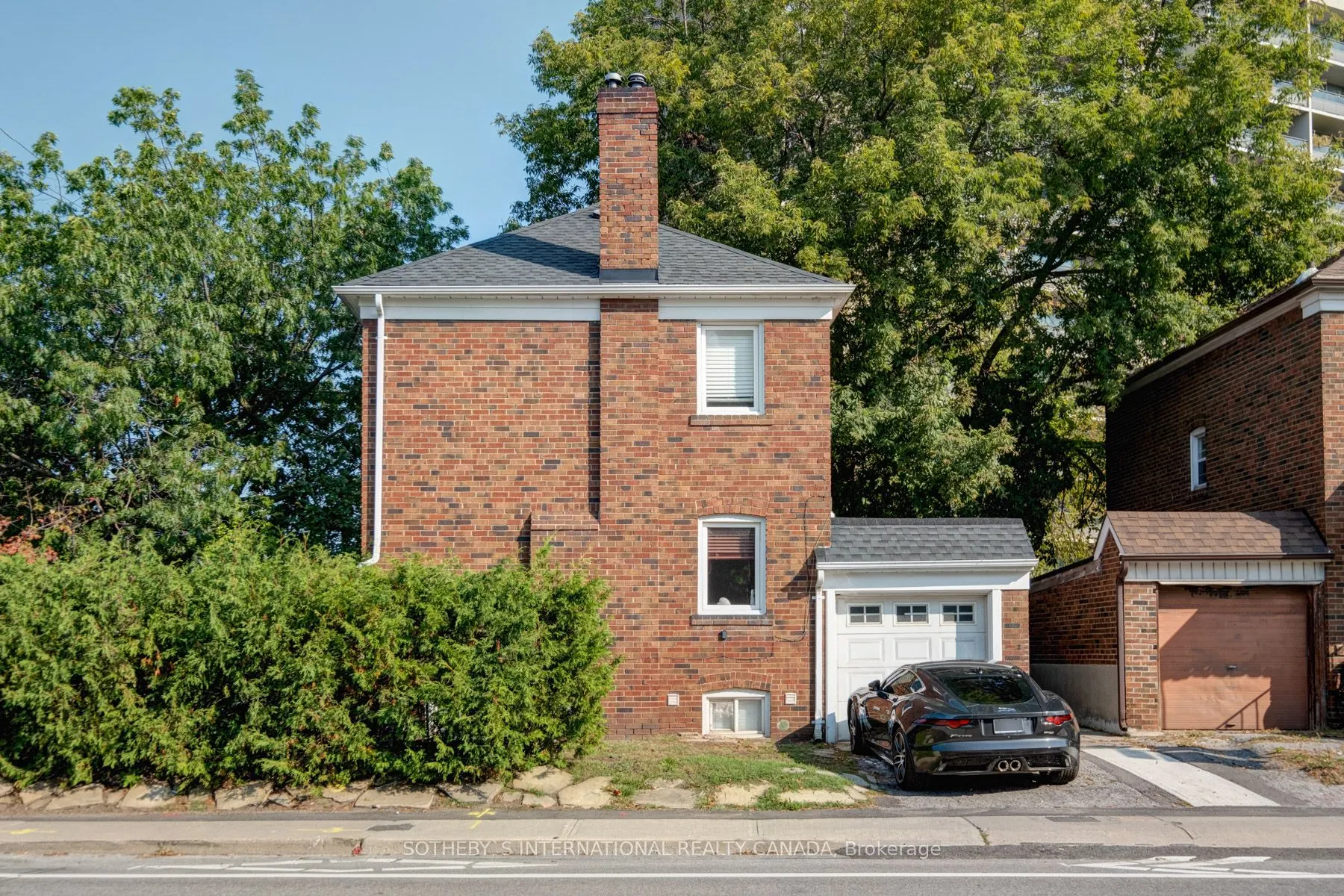 1173 Broadview Ave