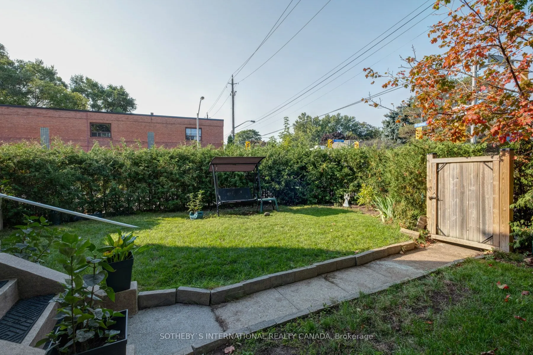 1173 Broadview Ave