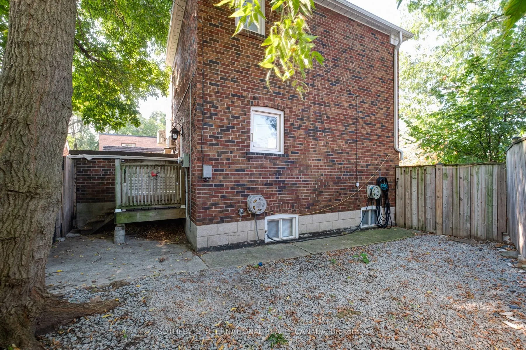 1173 Broadview Ave