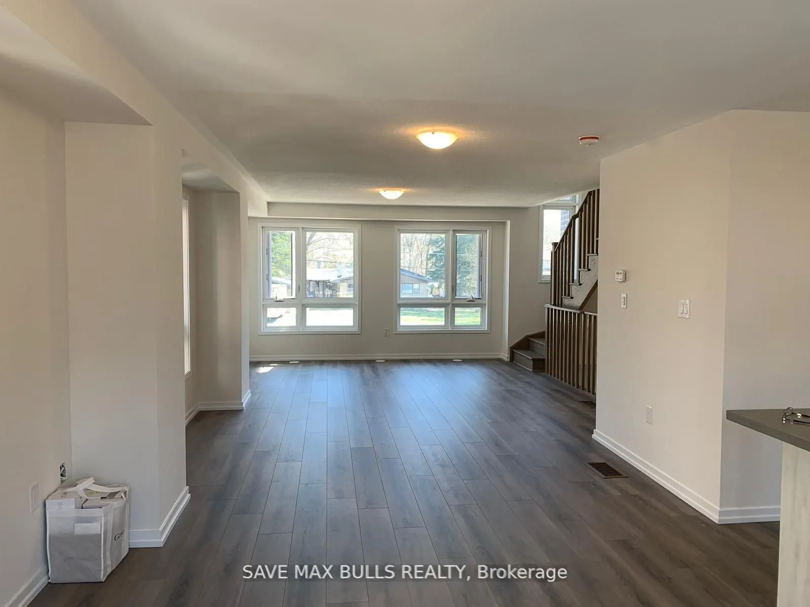 250 Townline Rd N