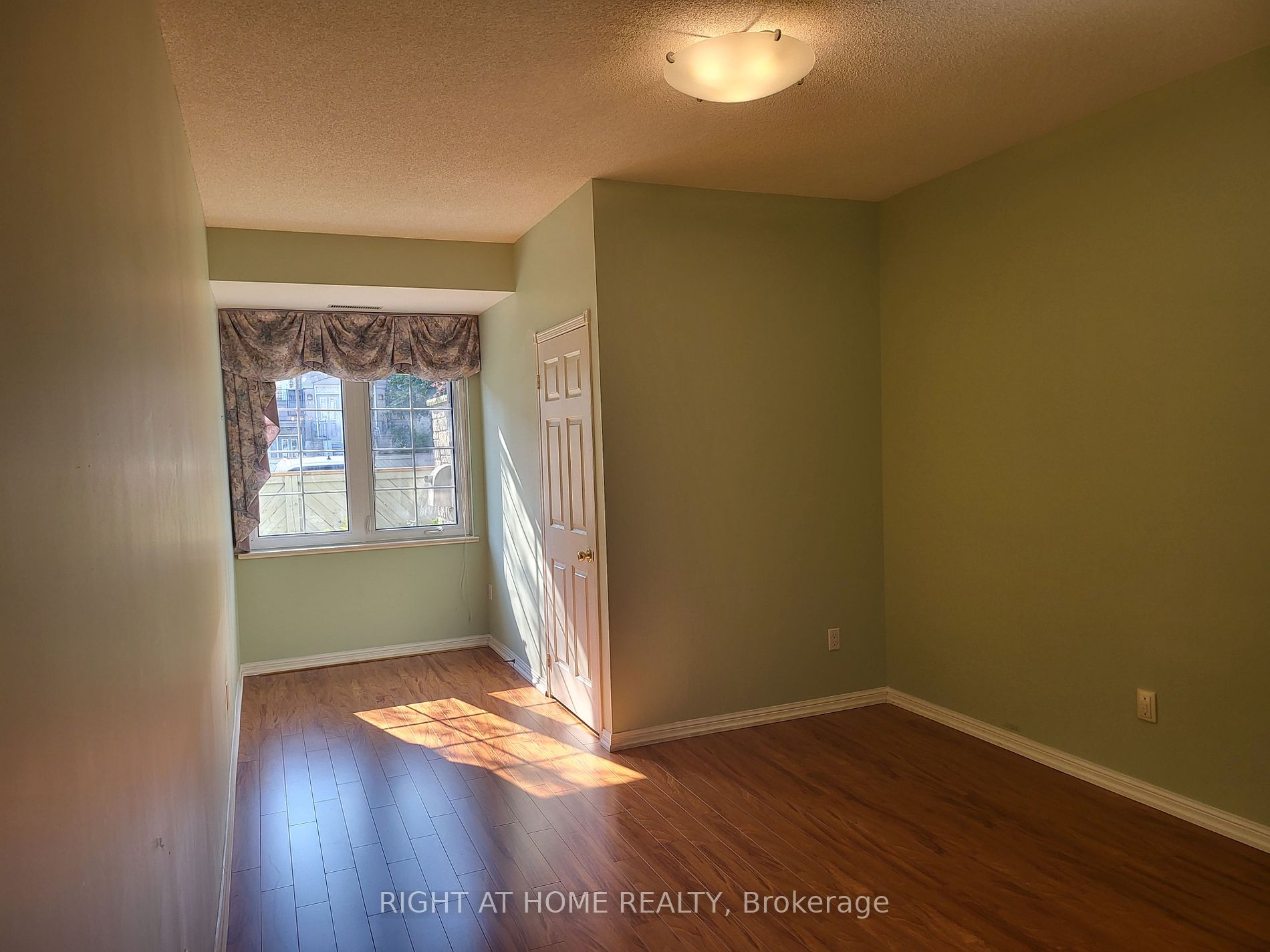 188 Bonis Ave, #208