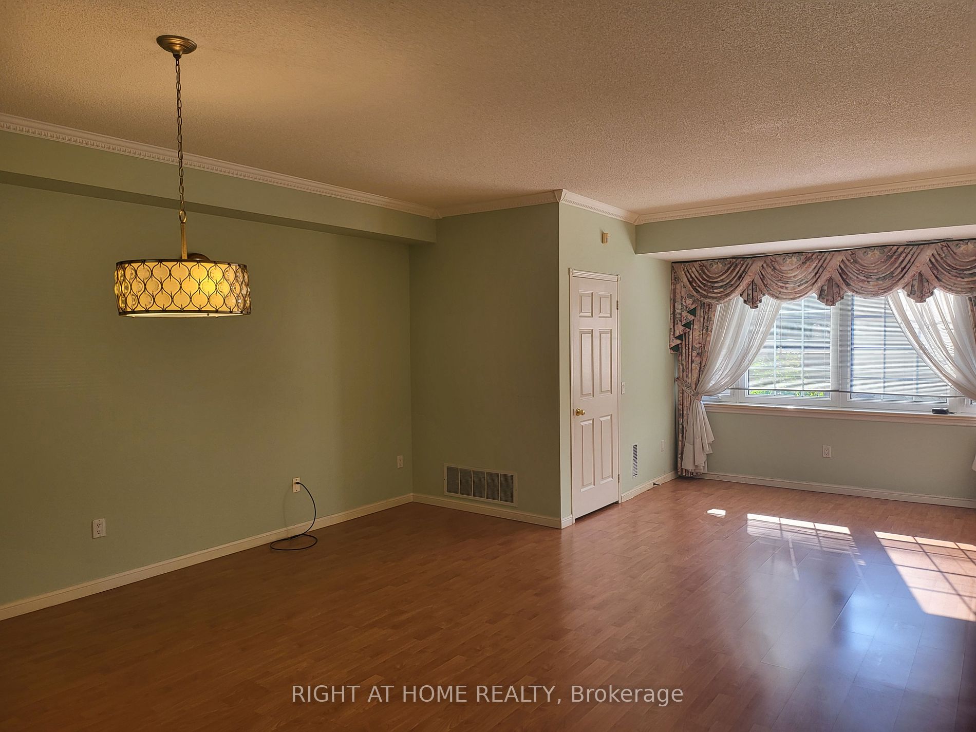 188 Bonis Ave, #208