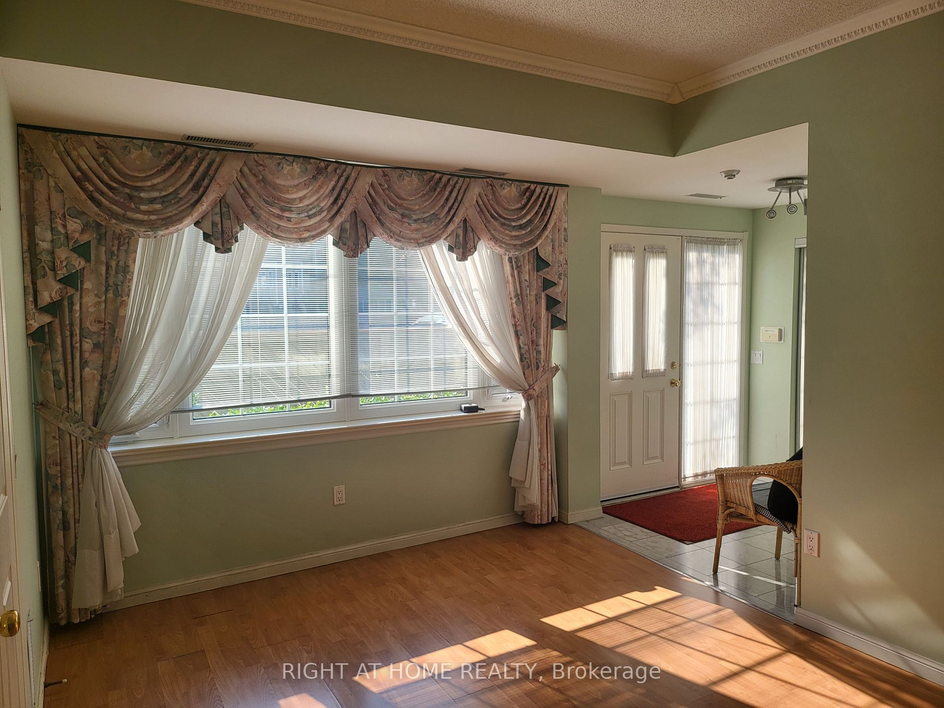 188 Bonis Ave, #208