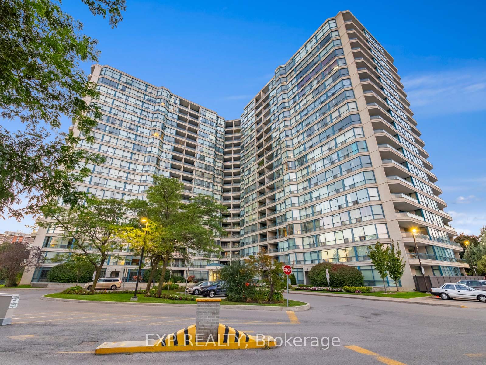 4725 Sheppard Ave E, #712