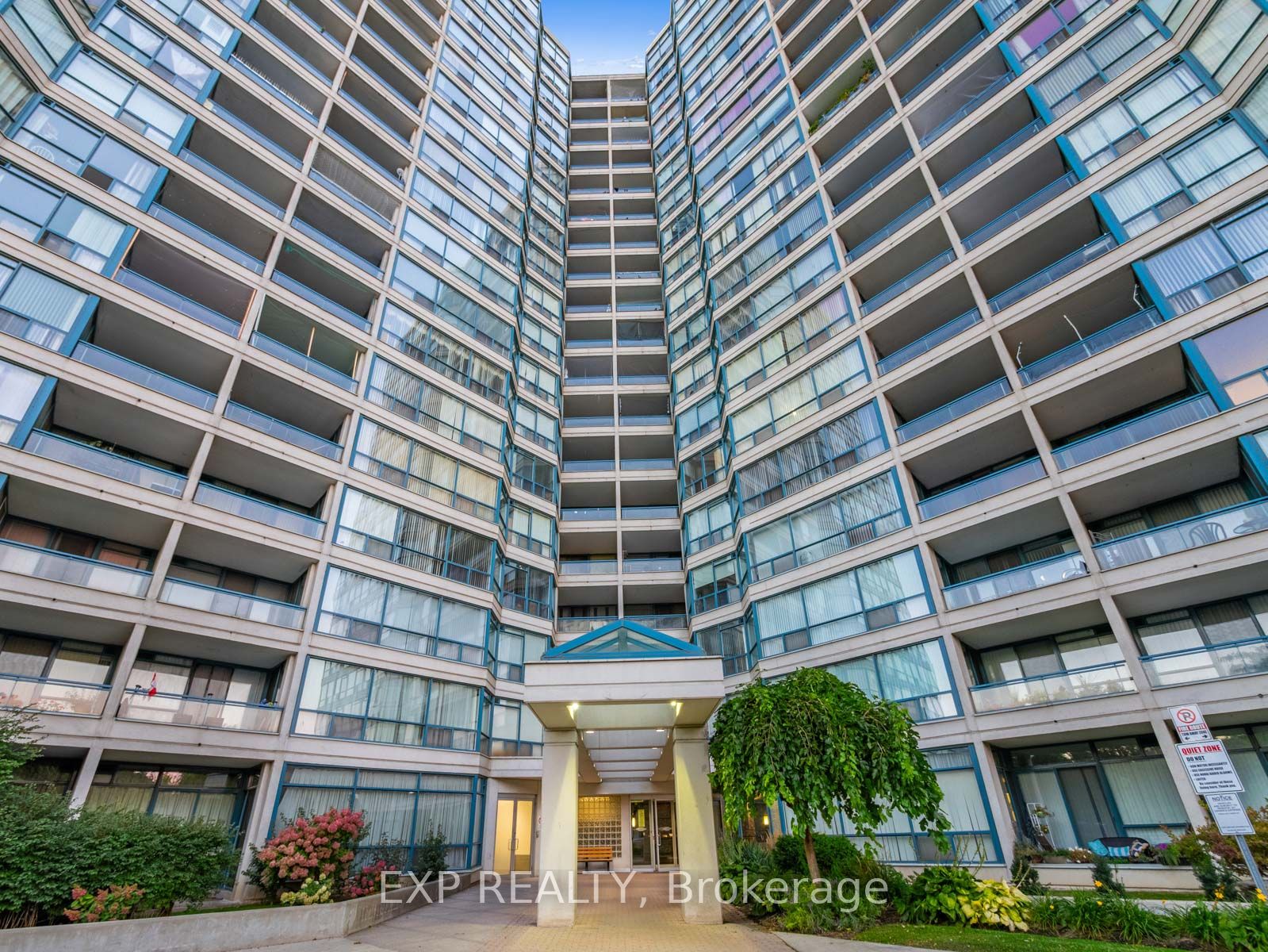 4725 Sheppard Ave E, #712