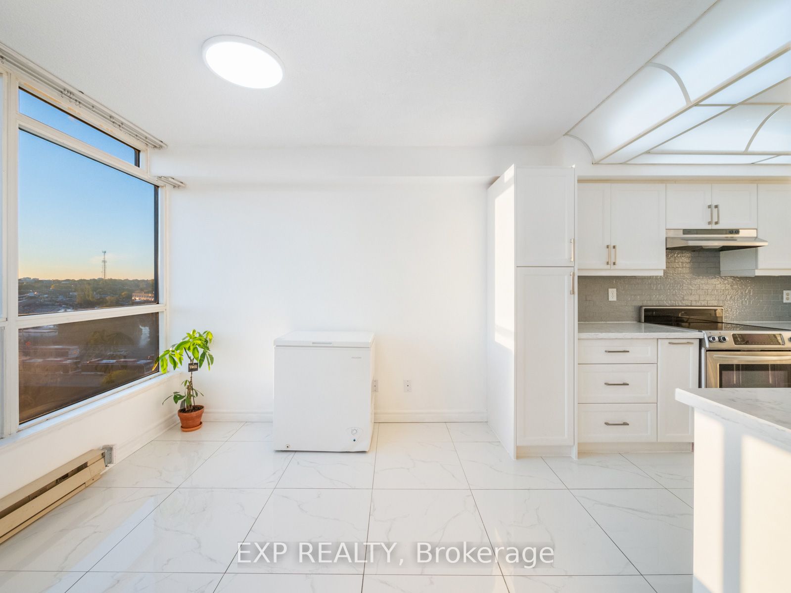 4725 Sheppard Ave E, #712