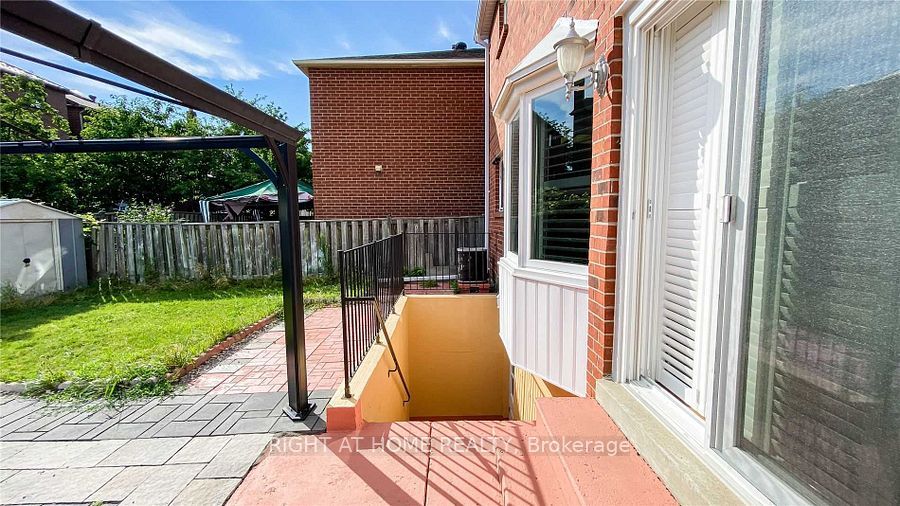 5 Feeney Ave, #Bsmnt