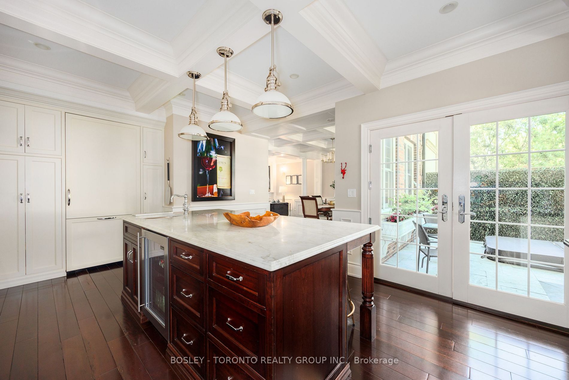 31 Red Deer Ave